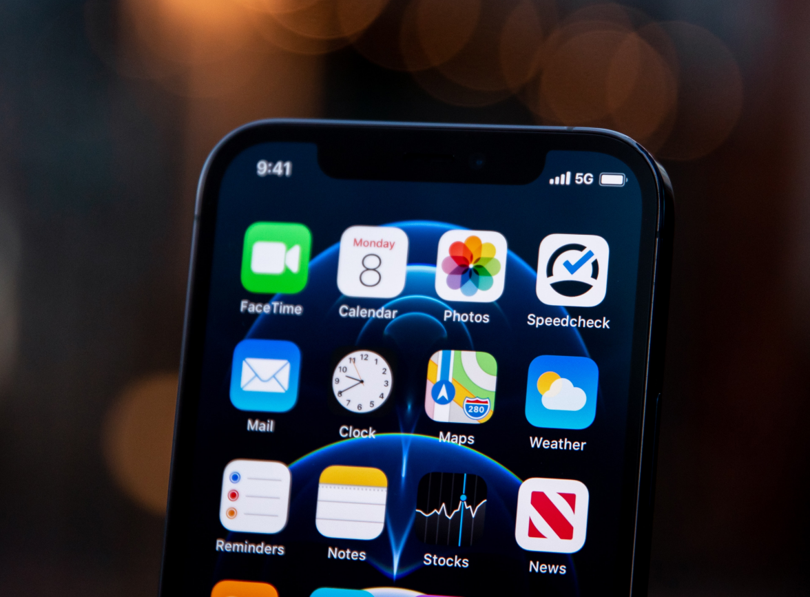 蓬莱苹果手机维修分享为什么 iPhone 12 在冬季会自动关机 