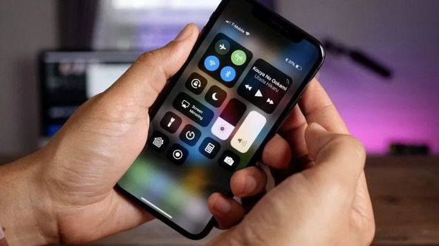 蓬莱苹果手机维修分享iPhone 12信号差怎么办 