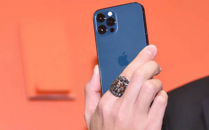 蓬莱苹果手机维修分享iPhone12系列重启方法教程 